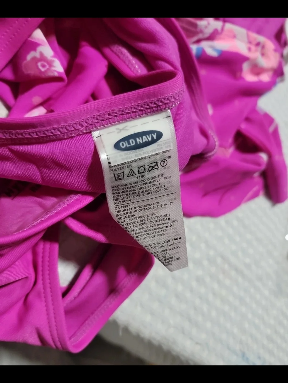 Old Navy girls 2 piece bathing suit size large